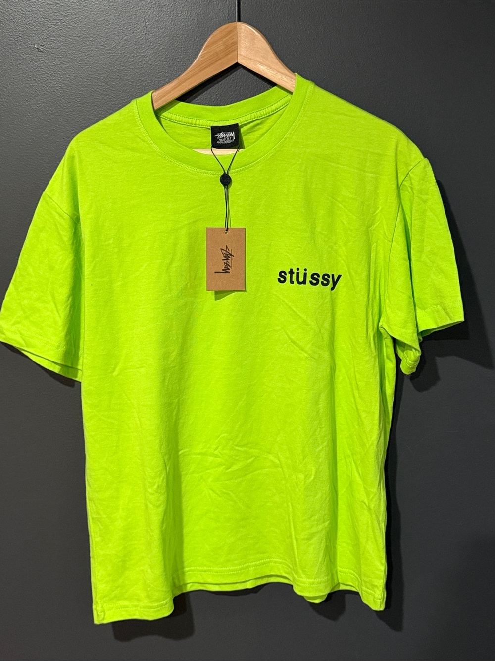 Stüssy Popsicle Tee in the "Keylime" colorway S